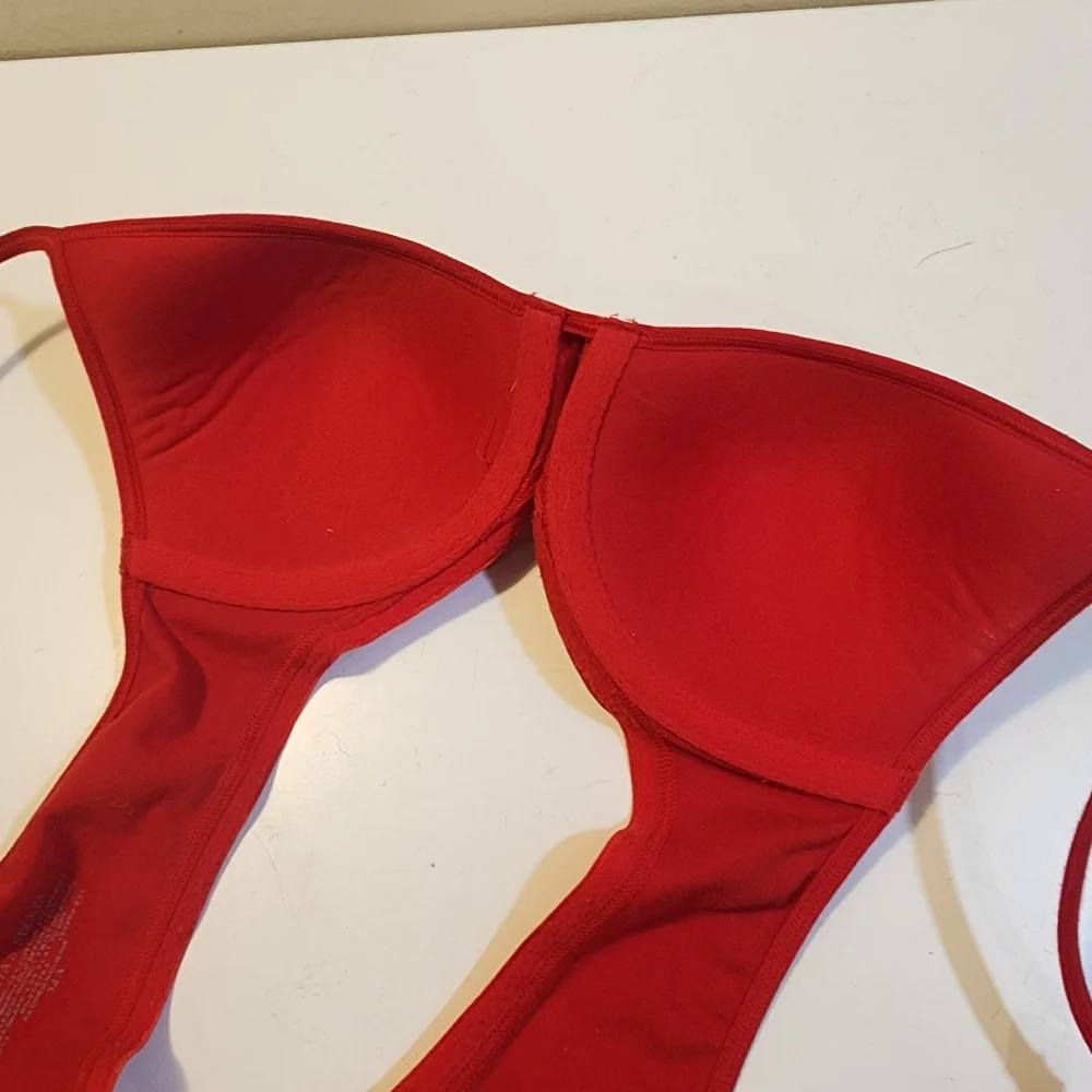 VS Red Underwire Bra 34A